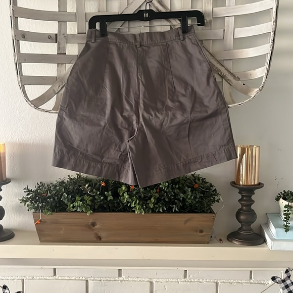 Toi & moi high waisted green shorts - Picture 5 of 5